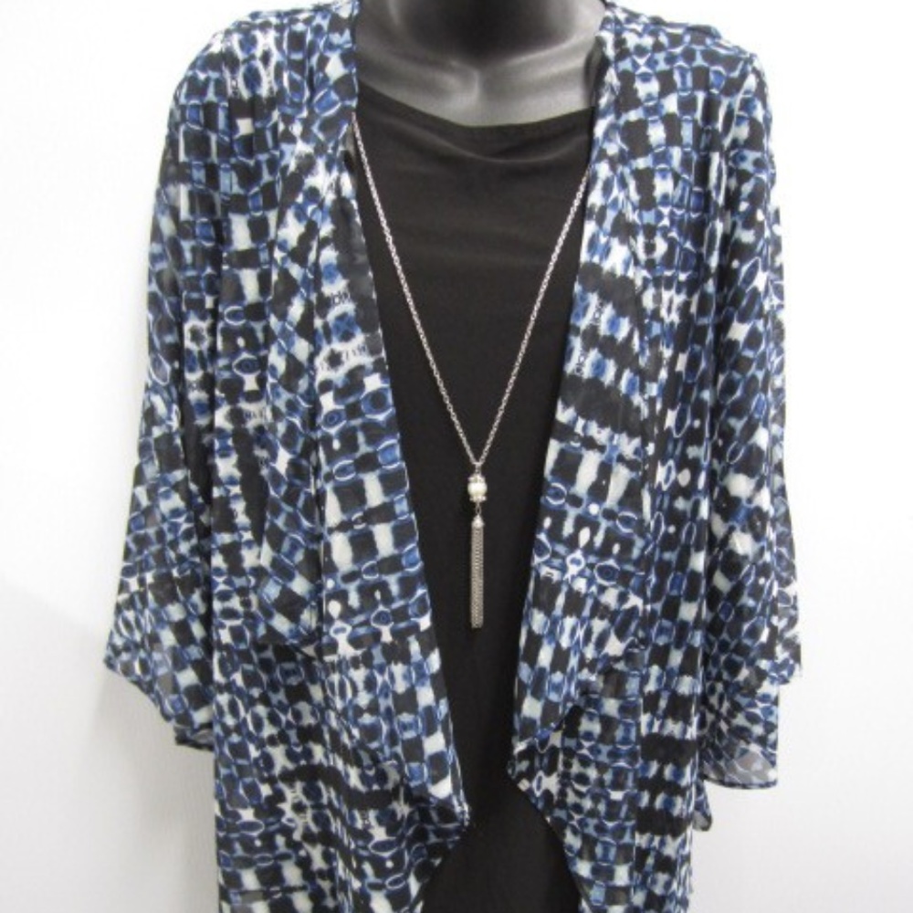 Tiana B. Womens sz 8 dress w/Necklace like new